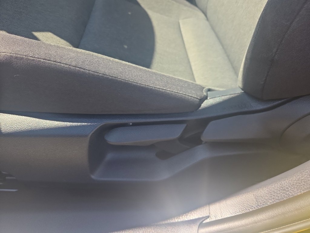 Used 2025 Toyota Camry LE AWD/4WD image 18