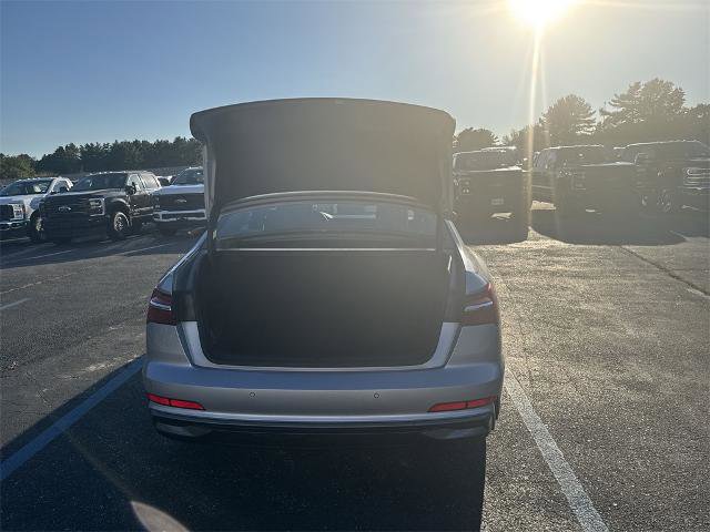 Used 2024 Audi A6 Premium Plus image 3