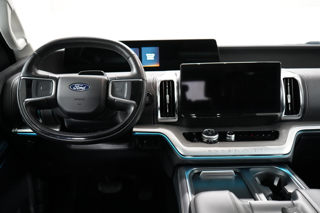 Certified 2025 Ford Expedition Max Platinum AWD/4WD image 13