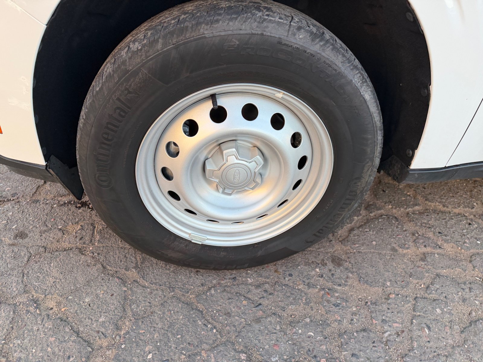 Certified 2024 Ford Maverick XL FWD image 11