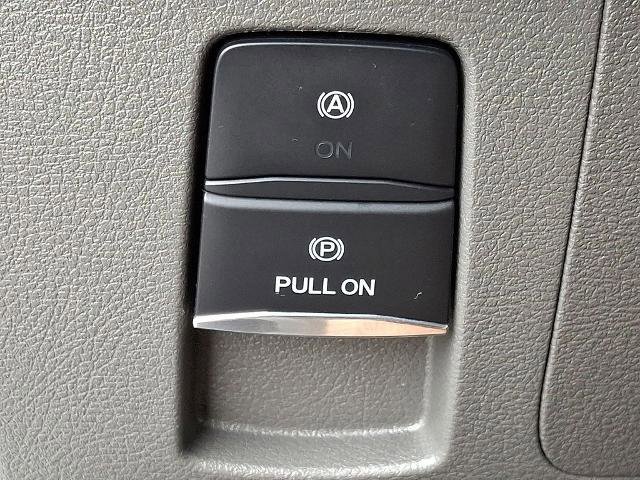 Certified 2024 Ford Transit 350 XL image 24