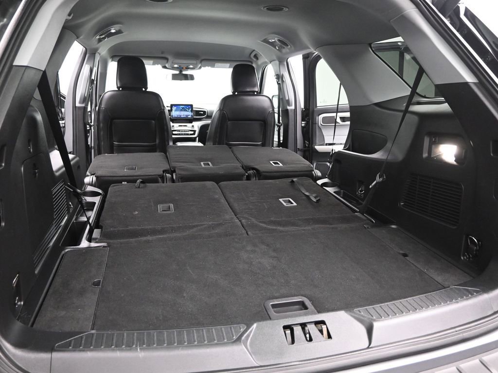 Certified 2023 Ford Explorer XLT w/ Equipment Group 202A image 24
