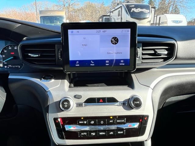 Certified 2022 Ford Explorer XLT w/ Class IV Trailer Tow Package image 26