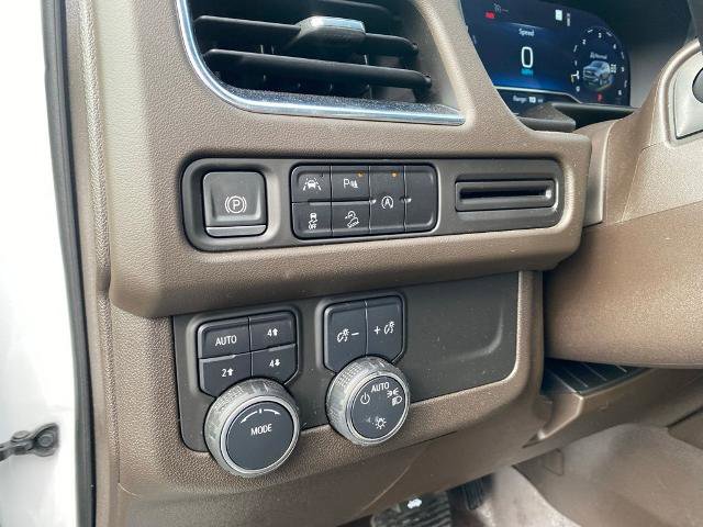 Used 2023 Chevrolet Suburban Z71 image 17