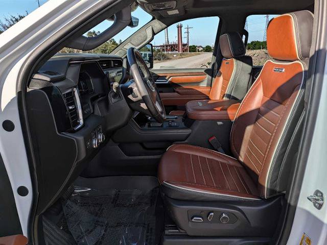 Used 2024 GMC Sierra 2500 Denali Ultimate AWD/4WD image 14
