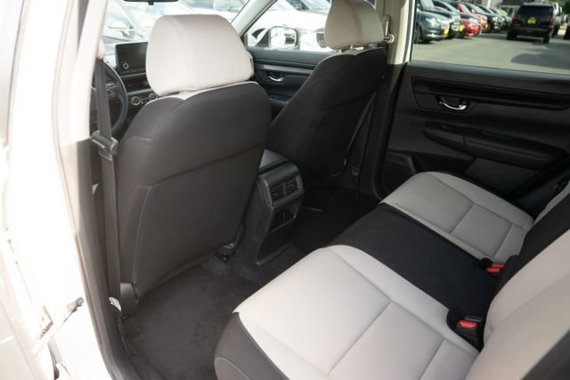Used 2024 Honda CR-V LX image 11