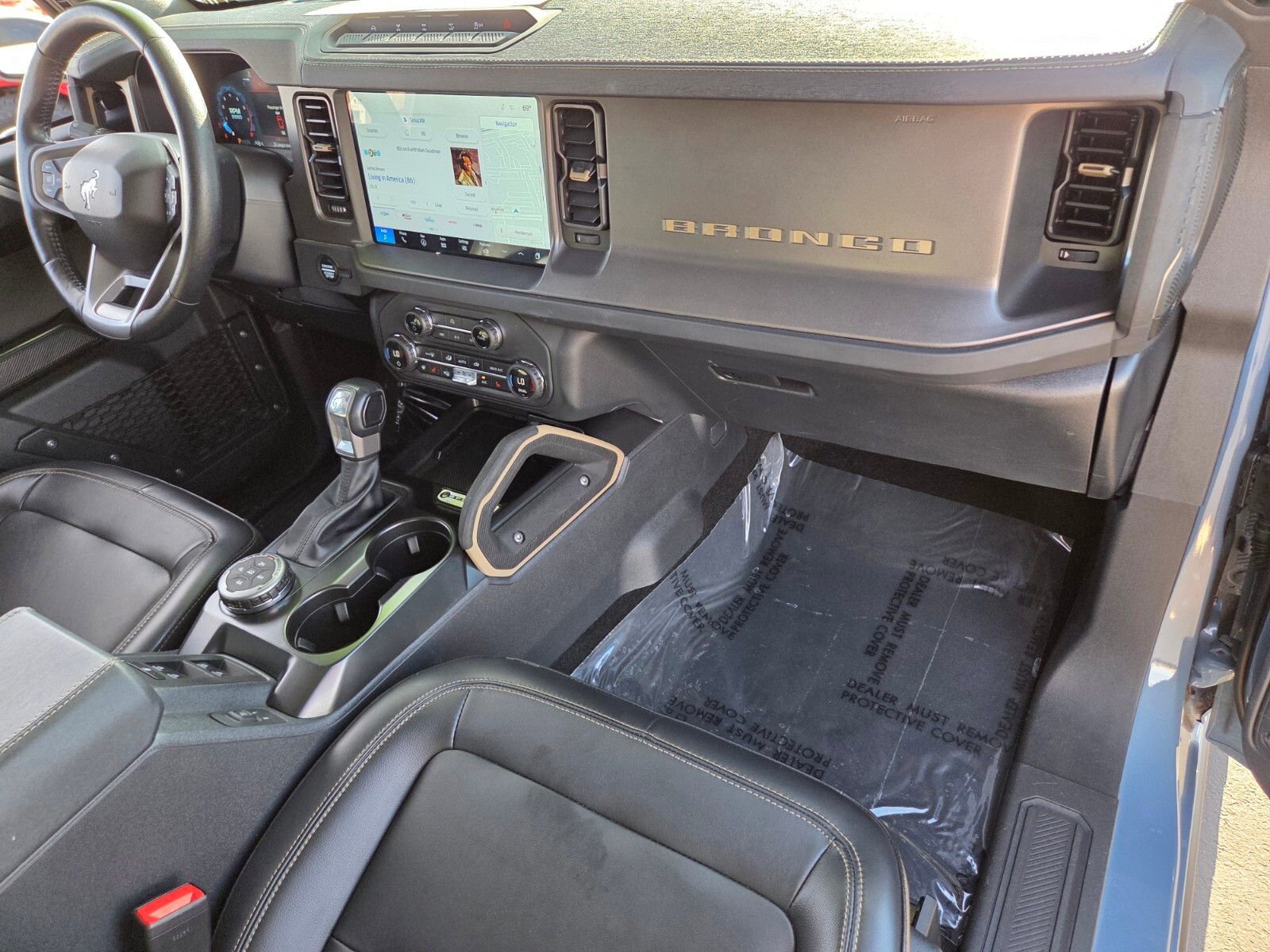 Certified 2025 Ford Bronco Badlands AWD/4WD image 16
