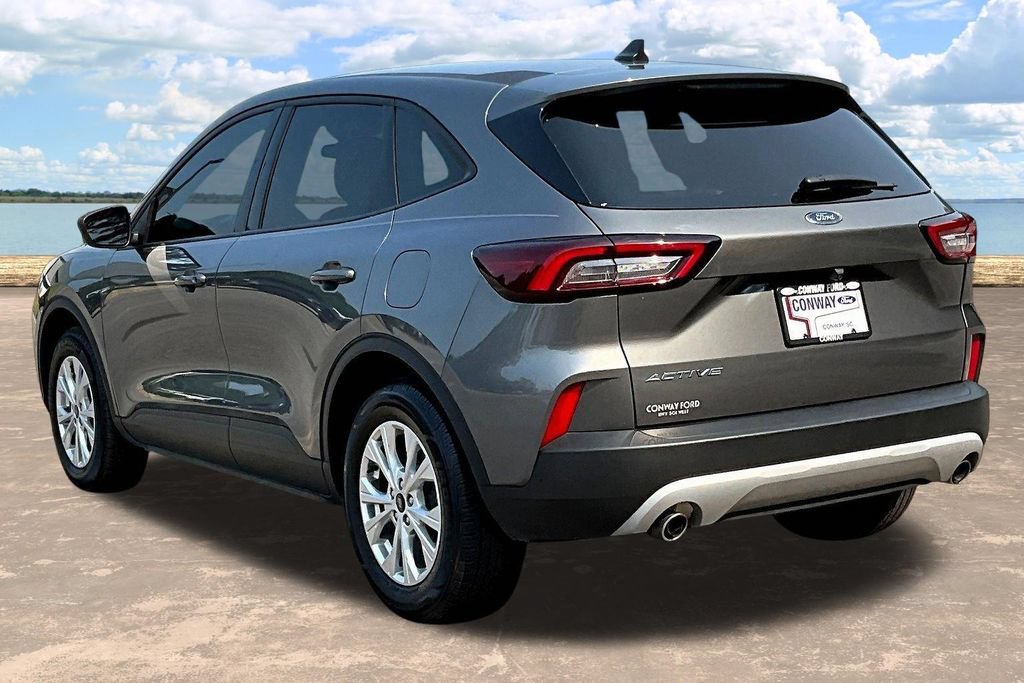 Certified 2025 Ford Escape Active FWD image 5
