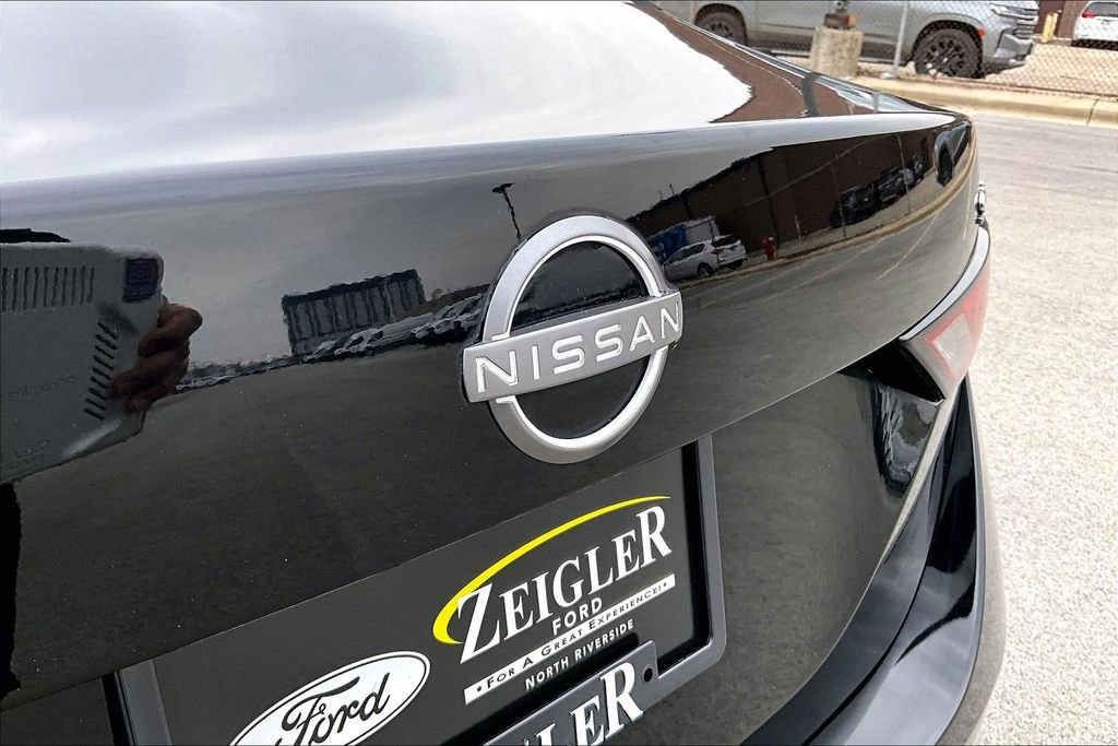 Used 2024 Nissan Sentra SV FWD image 30