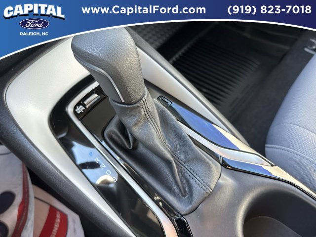 Used 2025 Toyota Corolla SE FWD image 30