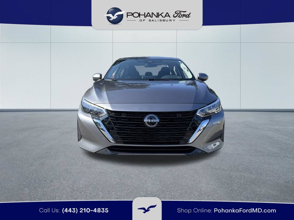 Used 2025 Nissan Sentra SV FWD image 3
