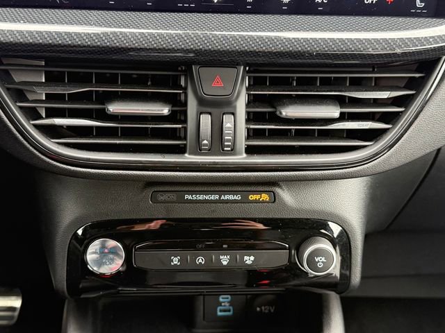 Certified 2023 Ford Escape ST-Line w/ Tech Pack #1 AWD/4WD image 11