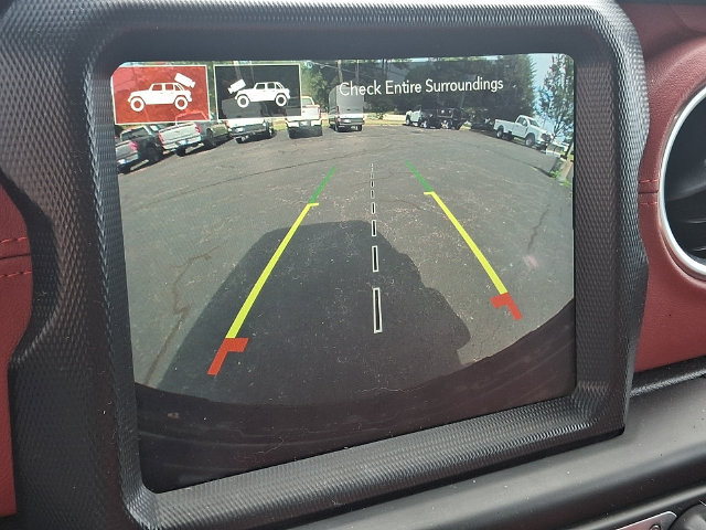 Used 2023 Jeep Wrangler Unlimited Rubicon 4xe AWD/4WD image 19