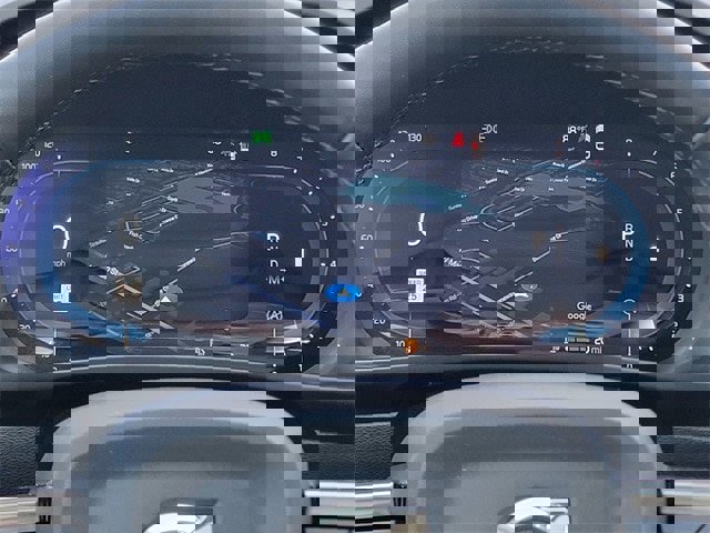 Used 2023 Volvo XC40 B5 Ultimate w/ Protection Package Premier image 35