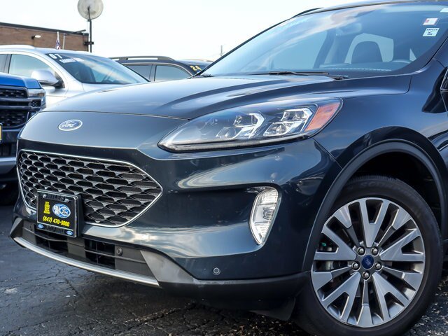 Certified 2022 Ford Escape Titanium AWD/4WD image 2