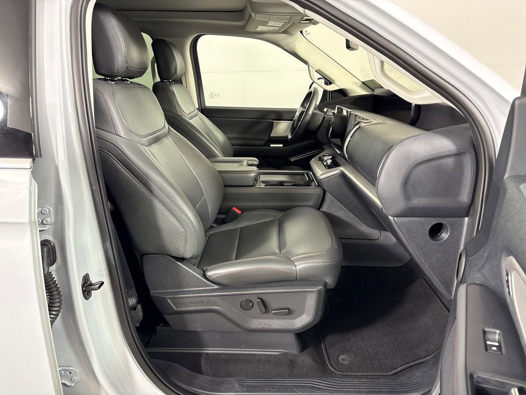 Certified 2025 Ford Expedition Max Active AWD/4WD image 7