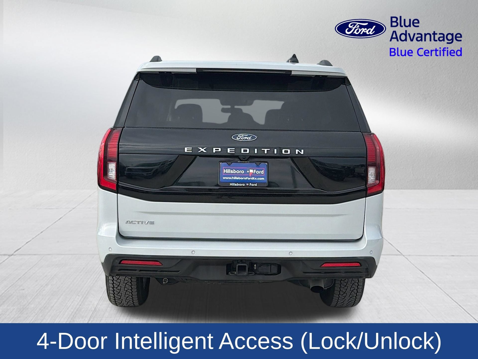 Certified 2025 Ford Expedition Active AWD/4WD image 8