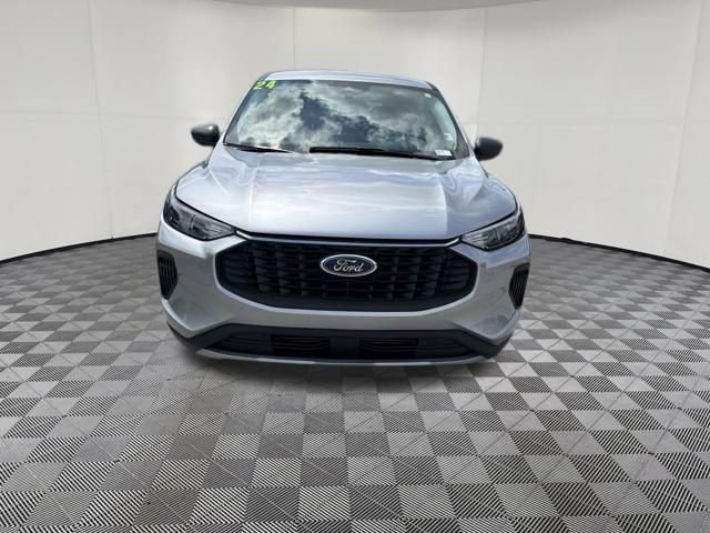 Certified 2024 Ford Escape Active w/ Cold Weather Package FWD image 13