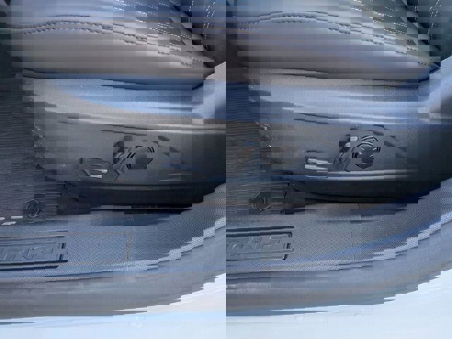 Certified 2025 Ford Mustang Mach-E Select w/ Comfort Package Lite image 16