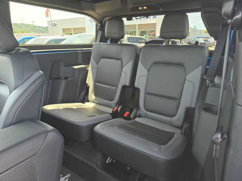 Certified 2024 Ford Bronco Black Diamond w/ Sasquatch Package AWD/4WD image 15