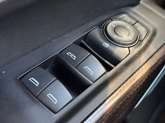 Used 2022 Chevrolet Silverado 1500 RST AWD/4WD image 19