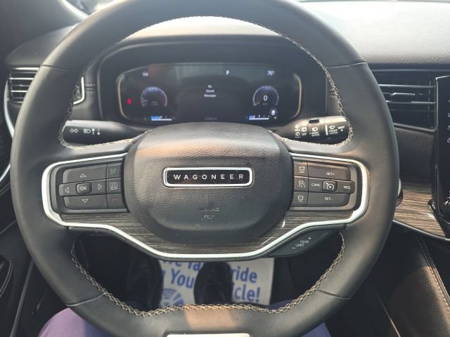 Used 2022 Jeep Wagoneer Series II AWD/4WD image 21