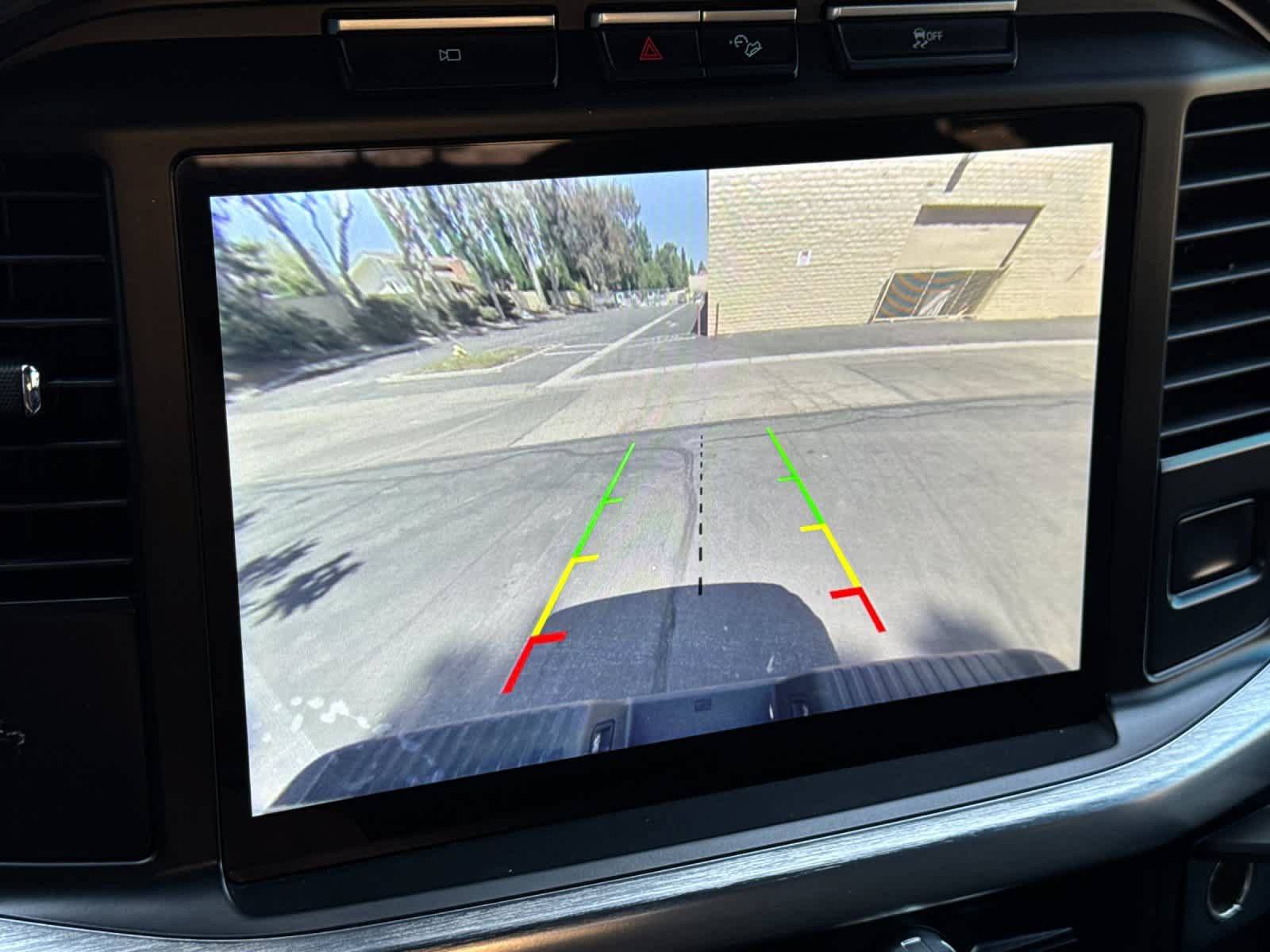 Certified 2023 Ford F150 Lariat AWD/4WD image 19