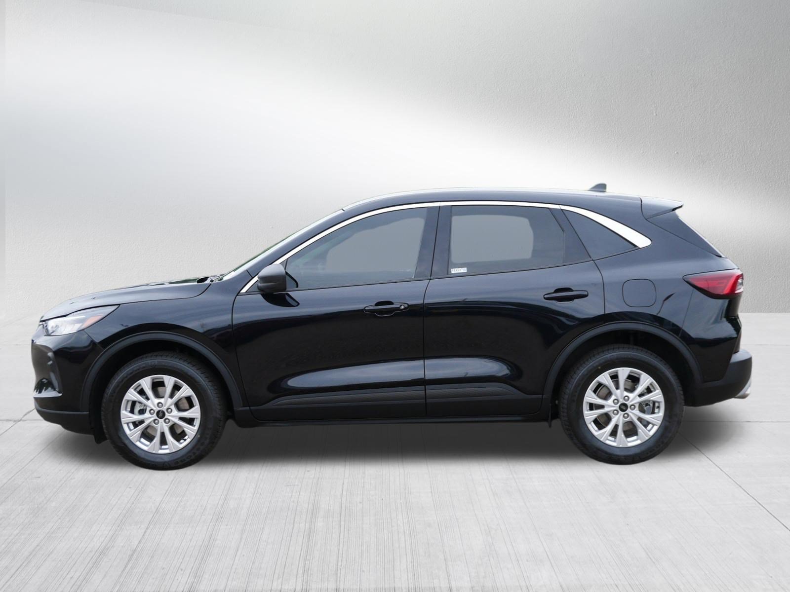 Certified 2024 Ford Escape Active AWD/4WD image 4