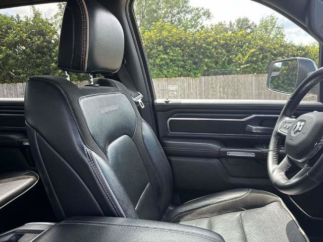 Used 2024 RAM 1500 Laramie AWD/4WD image 14