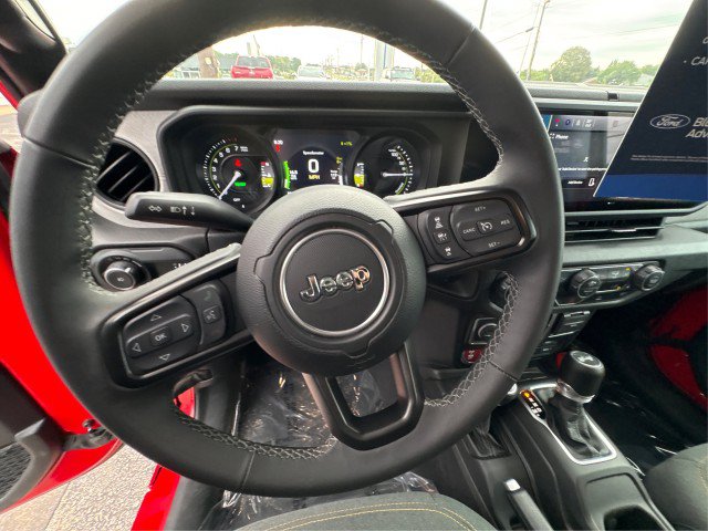Used 2025 Jeep Wrangler Unlimited Sport S 4xe AWD/4WD image 16