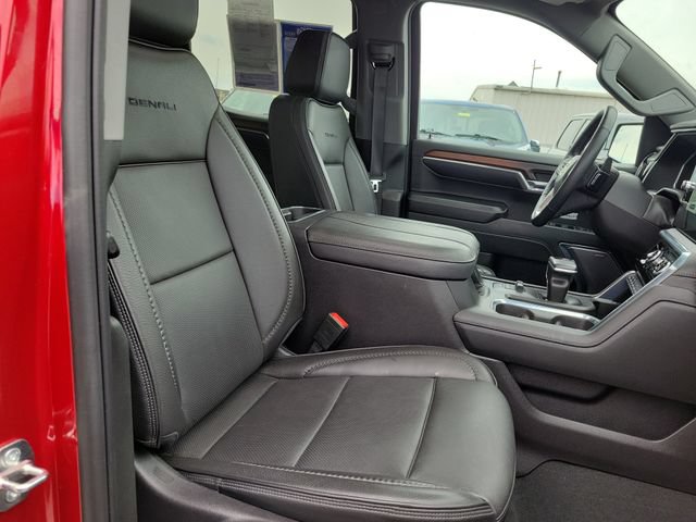 Used 2024 GMC Sierra 1500 Denali w/ Technology Package AWD/4WD image 31