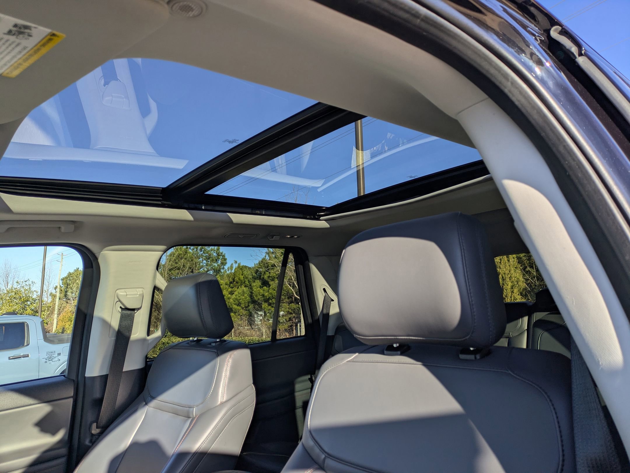 Certified 2025 Ford Expedition Active image 24