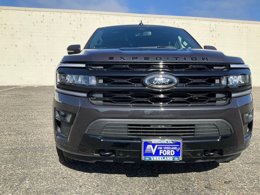 Certified 2024 Ford Expedition Limited image 18