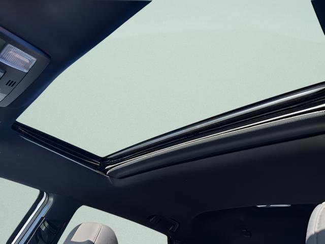 Used 2017 Toyota Tacoma TRD Off-Road w/ Premium & Technology Package AWD/4WD image 24