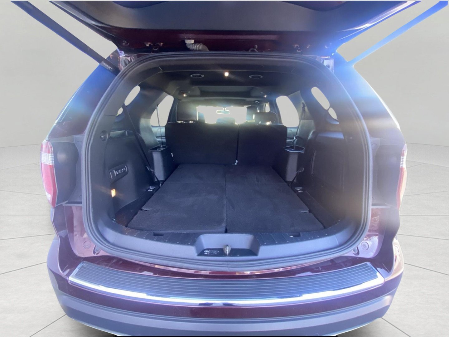Certified 2019 Ford Explorer Limited AWD/4WD image 11