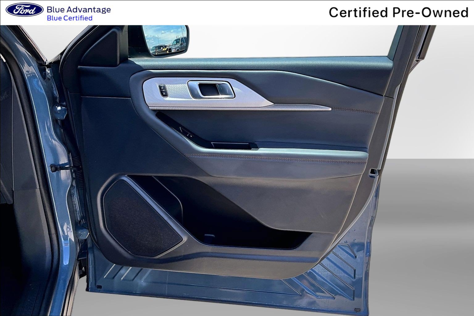 Certified 2025 Ford Explorer Active AWD/4WD image 27