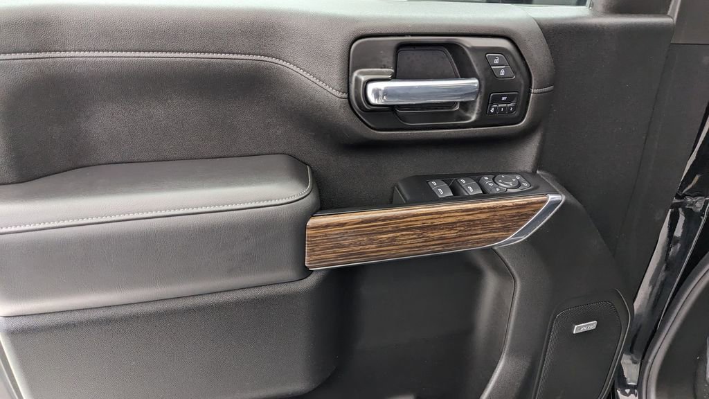 Used 2022 Chevrolet Silverado 3500 High Country image 27