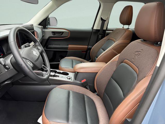 Certified 2025 Ford Bronco Sport Outer Banks w/ Outer Banks Tech Package+ AWD/4WD image 12