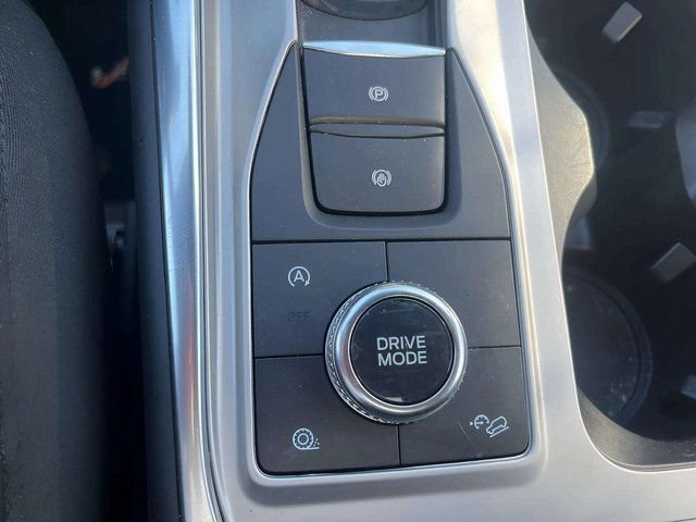 Certified 2023 Ford Explorer Platinum w/ Premium Technology Package image 37