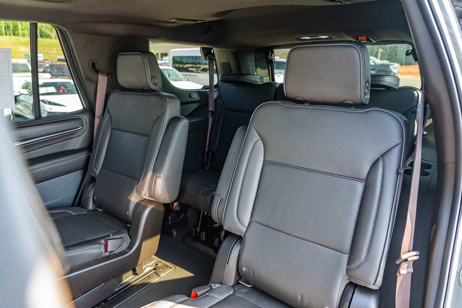 Used 2021 GMC Yukon Denali w/ Denali Premium Package RWD image 21
