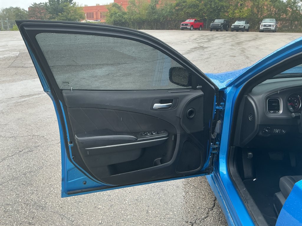 Used 2023 Dodge Charger GT w/ Technology Group RWD image 13