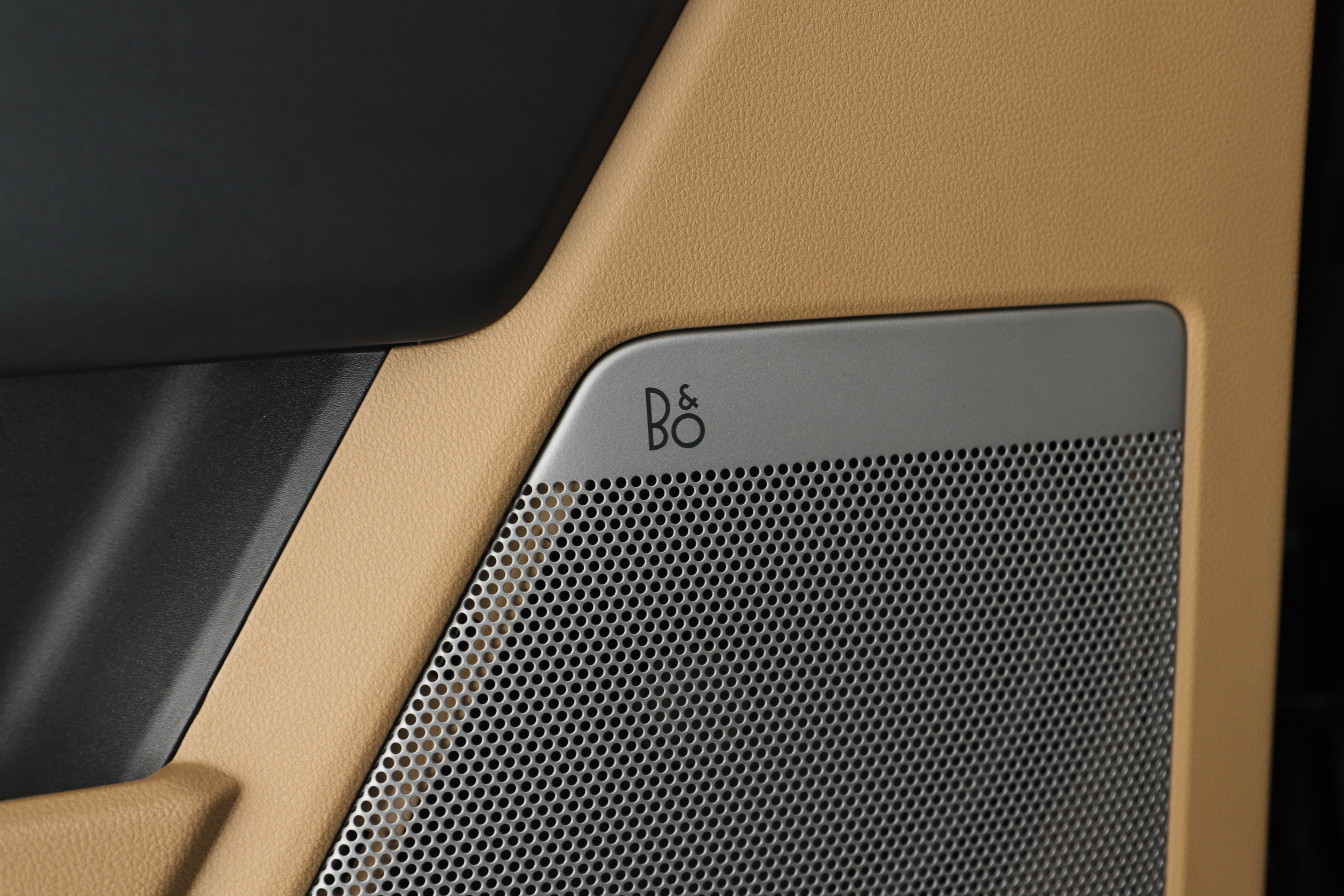 Certified 2024 Ford F250 Lariat w/ Lariat Ultimate Package image 16