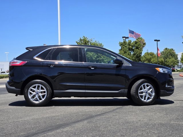 Certified 2021 Ford Edge SEL FWD image 4
