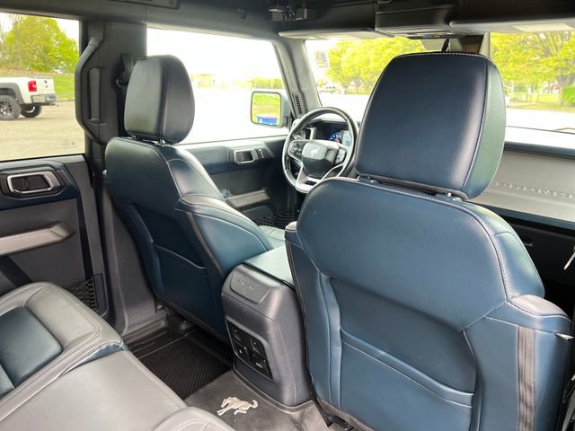 Certified 2021 Ford Bronco Outer Banks w/ Sasquatch Package AWD/4WD image 35