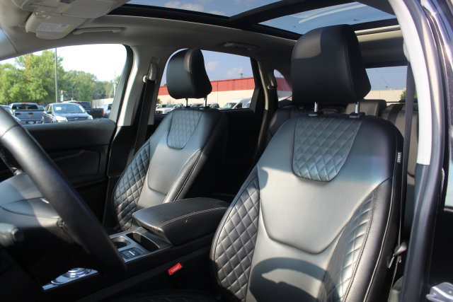 Certified 2024 Ford Edge Titanium AWD/4WD image 30