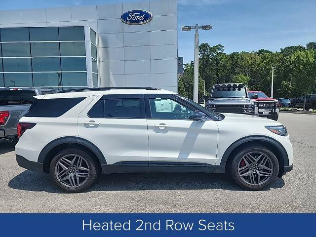 Certified 2025 Ford Explorer ST w/ Sun And Sound Package RWD video 2