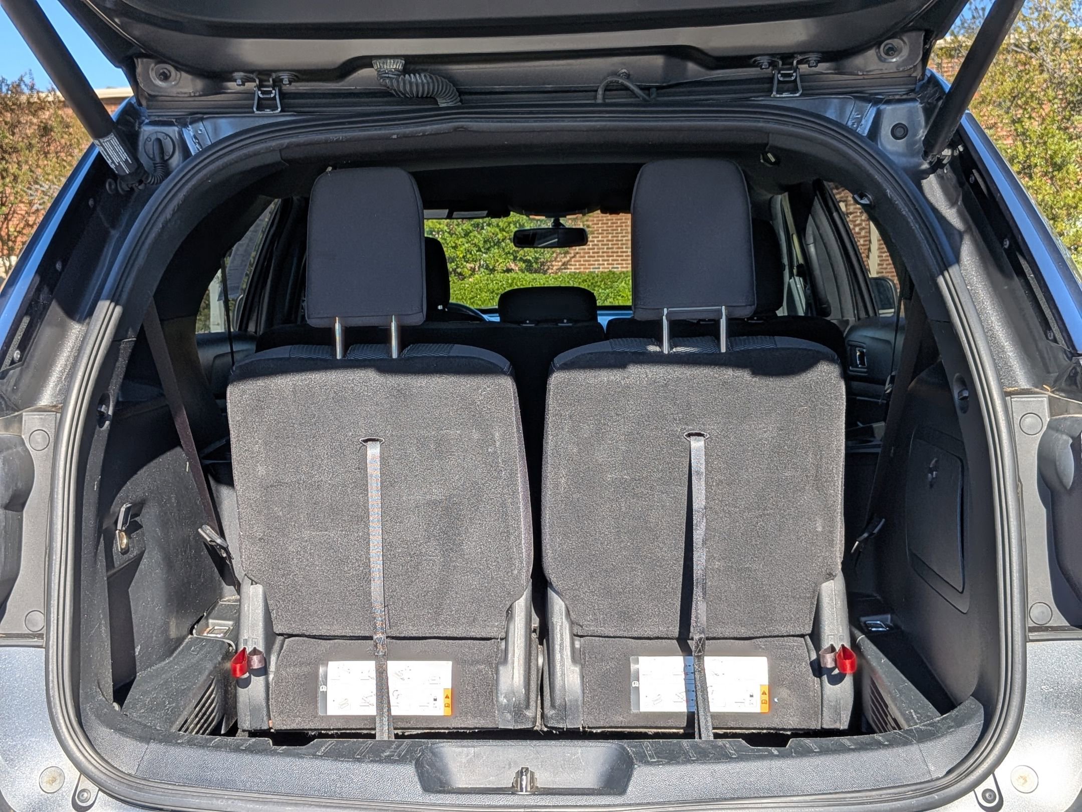 Certified 2019 Ford Explorer XLT w/ Equipment Group 201A image 31