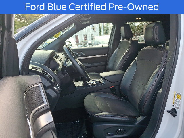 Certified 2018 Ford Explorer XLT w/ Equipment Group 202A AWD/4WD image 17