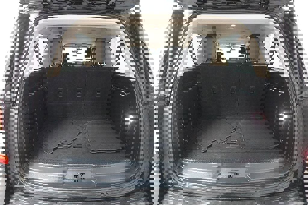 Certified 2023 Ford Expedition Max XLT image 28