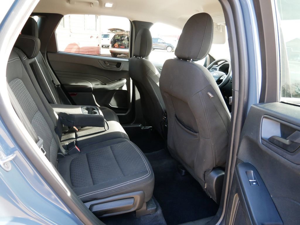 Certified 2023 Ford Escape Active AWD/4WD image 9